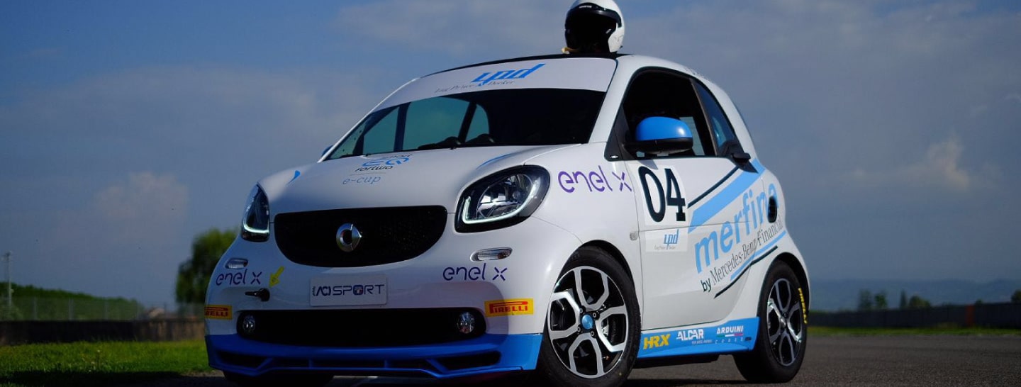 Smart EQ fortwo: Enel X impulsa la primera e-Cup 