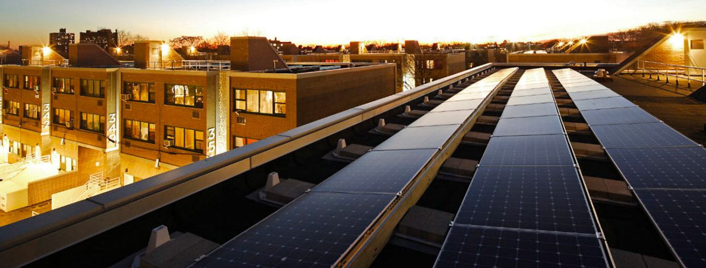 New York's first self-sufficient apartment building