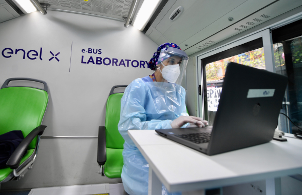 photo of a woman inside the laboratory