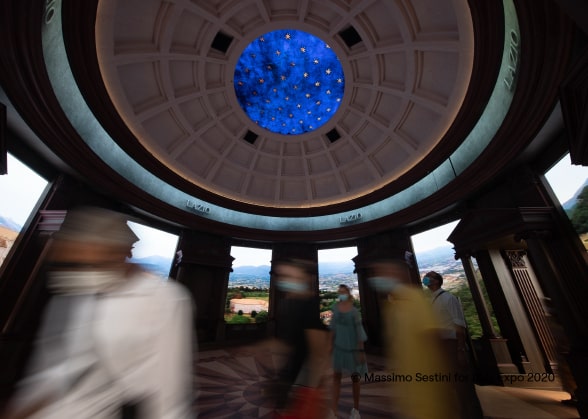 Ceiling of pavilion Expo Dubai